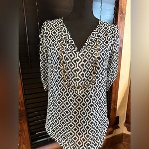 Stitch Fix 41 Hawthorn Blouse XS Blue and White Studs